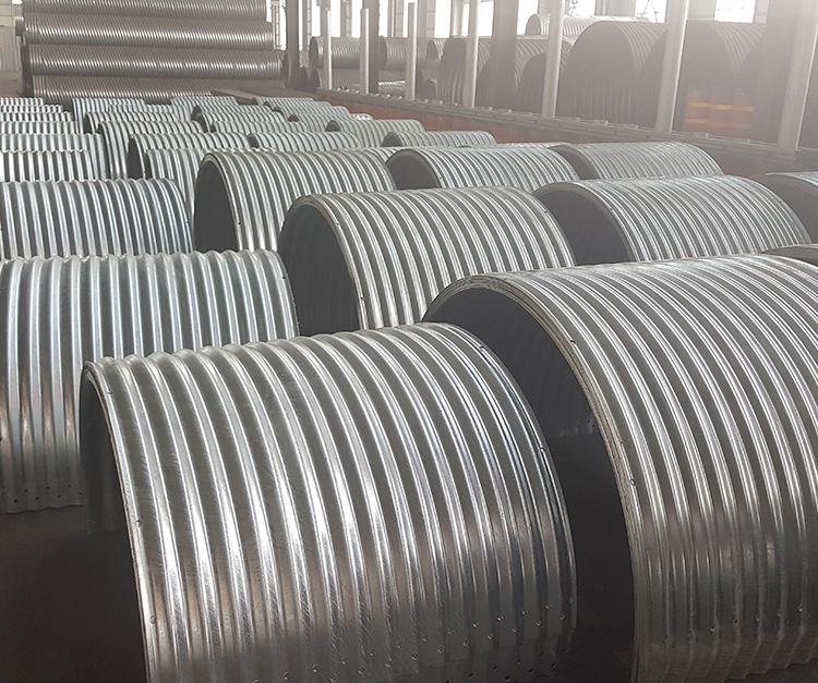 Nestable corrugated steel pipe