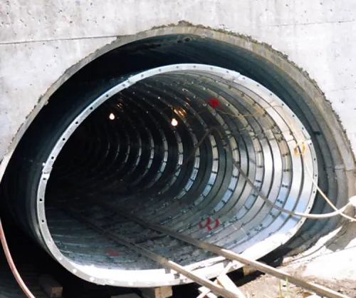 Corrugated steel tunnel liner