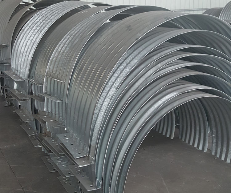 Connecting band for corrugated metal pipe