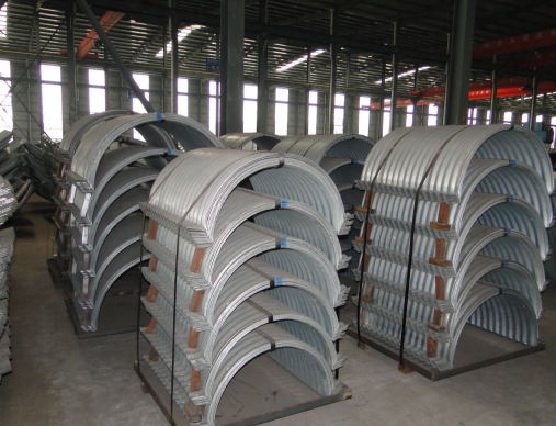 Nestable corrugated steel pipe