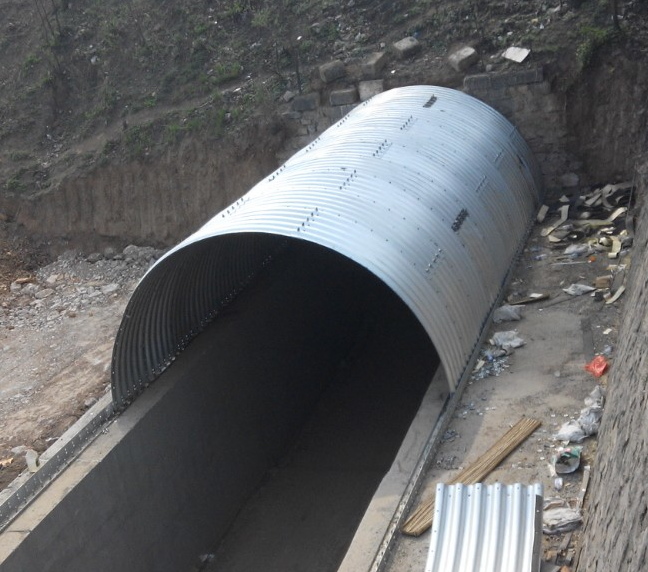 corrugated metal culvert pipe