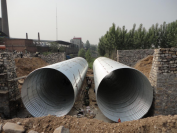 Corrugated metal pipe with stable performance and a wide range of applications